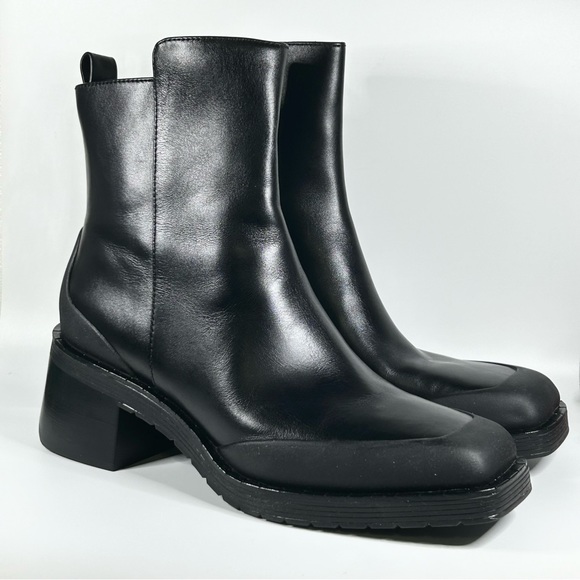 Tory Burch Other - New Tory Burch Expedition Black Leather Boots Size 9.5
